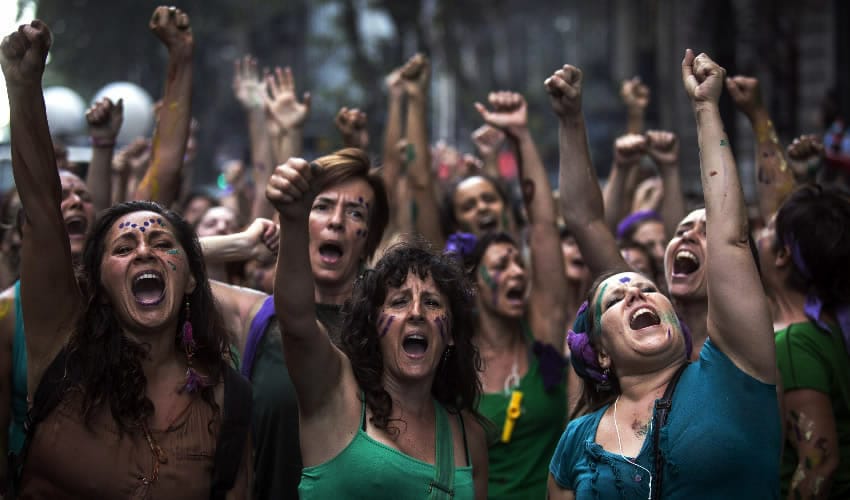 Senado argentino aprobó legalidad del aborto