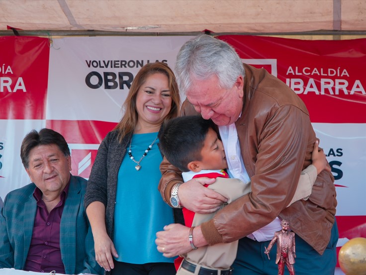 ALCALDÍA DE IBARRA MEJORA INFRAESTRUCTURA EN DOS INSTITUCIONES EDUCATIVAS DEL CANTÓN