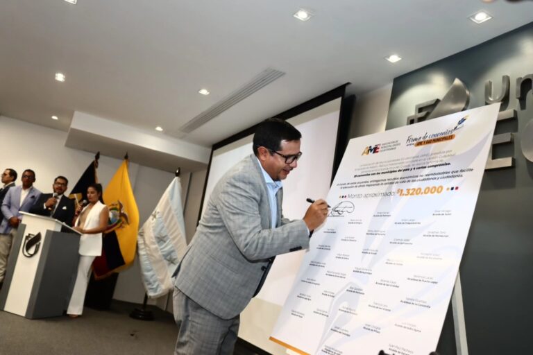 ANTONIO ANTE RECIBIRÁ ESTUDIOS PARA NUEVAS FUENTES DE AGUA GRACIAS A APOYO DE LA AME