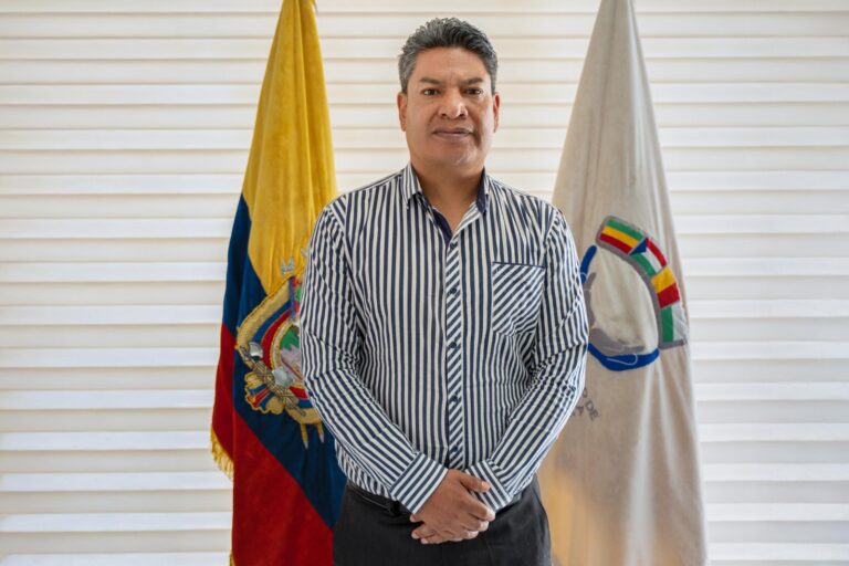 ROBERTO BENAVIDES ZAMBRANO ES EL NUEVO GERENTE GENERAL DE MOVIDELNOR