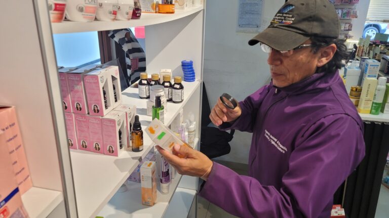 ARCSA Y UDAR INMOVILIZAN MÁS DE 1200 COSMÉTICOS IRREGULARES EN IBARRA