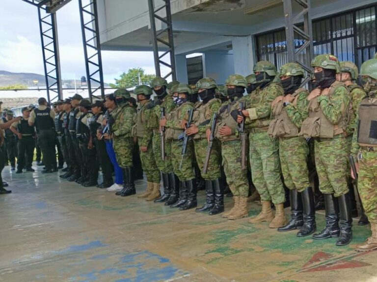 AUTORIDADES EJECUTAN OPERATIVO INTERINSTITUCIONAL EN AZAYA PARA REFORZAR LA SEGURIDAD