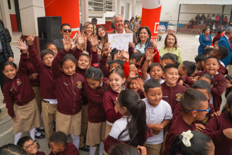 MUNICIPALIDAD DE IBARRA INVIERTE MÁS DE 3’090.000 DÓLARES PARA MEJORAR LA INFRAESTRUCTURA EDUCATIVA
