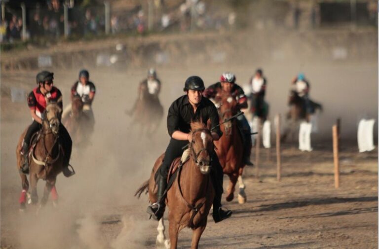 IMBABURA SE REACTIVA CON TRADICIÓN Y CULTURA