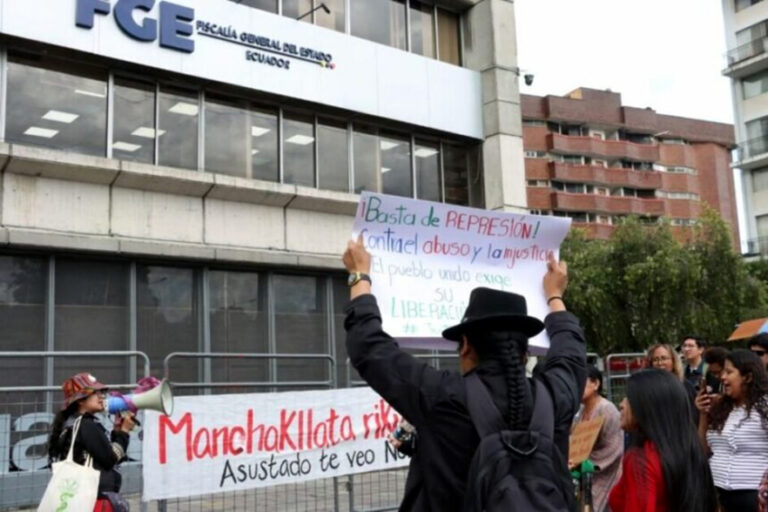 CRISIS JUDICIAL Y BLOQUEOS PERSISTENTES MARCAN NUEVA JORNADA DEL PARO