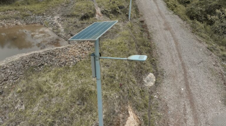 COMUNIDADES AISLADAS DEL NORTE DEL PAÍS YA CUENTAN CON ENERGÍA SOLAR GRACIAS A PROYECTO DEL GOBIERNO NACIONAL