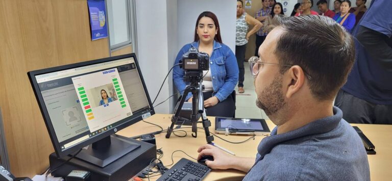 ESTE SÁBADO 8 DE NOVIEMBRE, EL REGISTRO CIVIL REALIZARÁ JORNADA EXTRAORDINARIA DE CEDULACIÓN EN 49 AGENCIAS DEL PAÍS